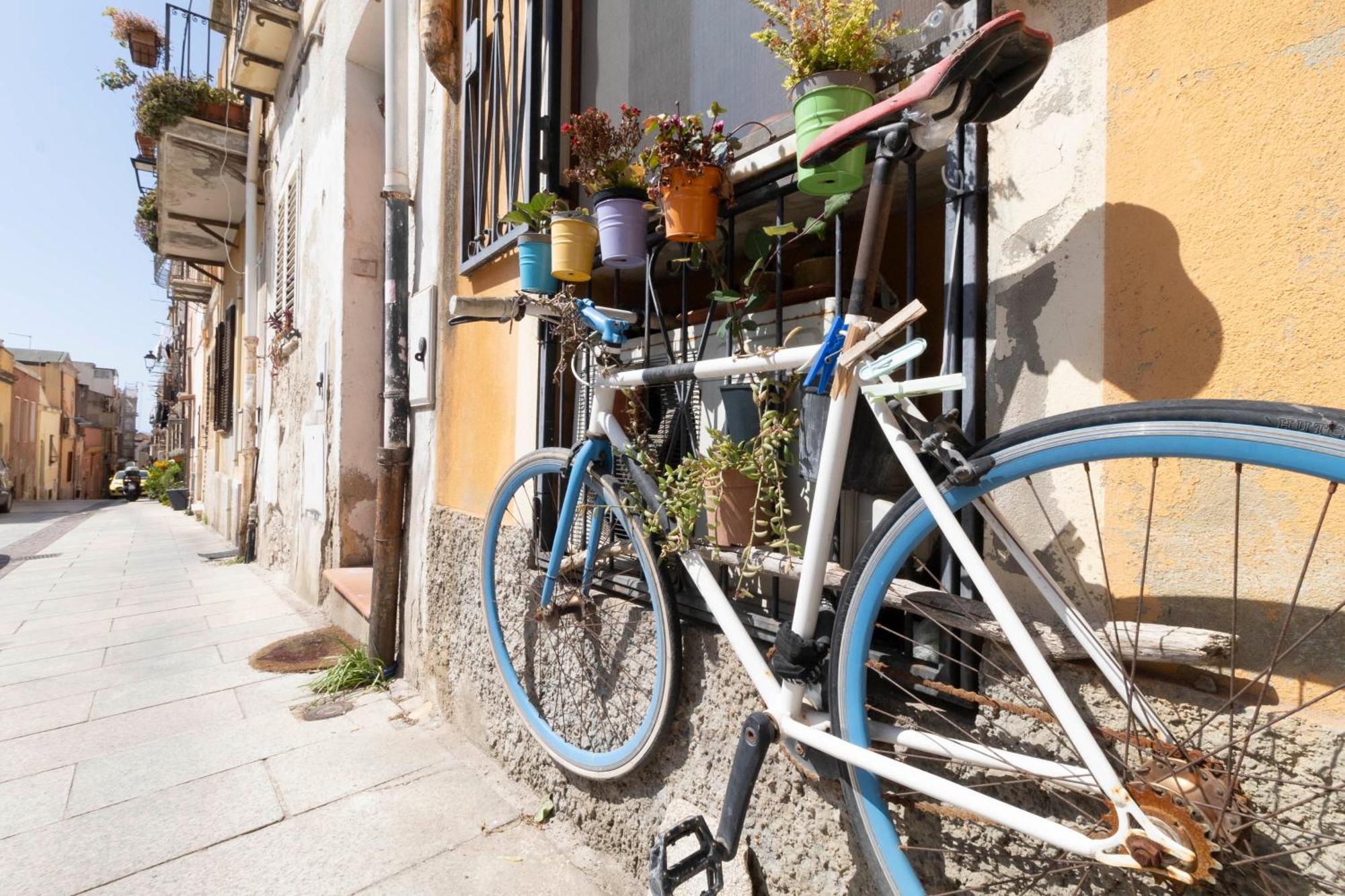 Apartamento Laribiancos Cagliari Centro Storico Exterior foto